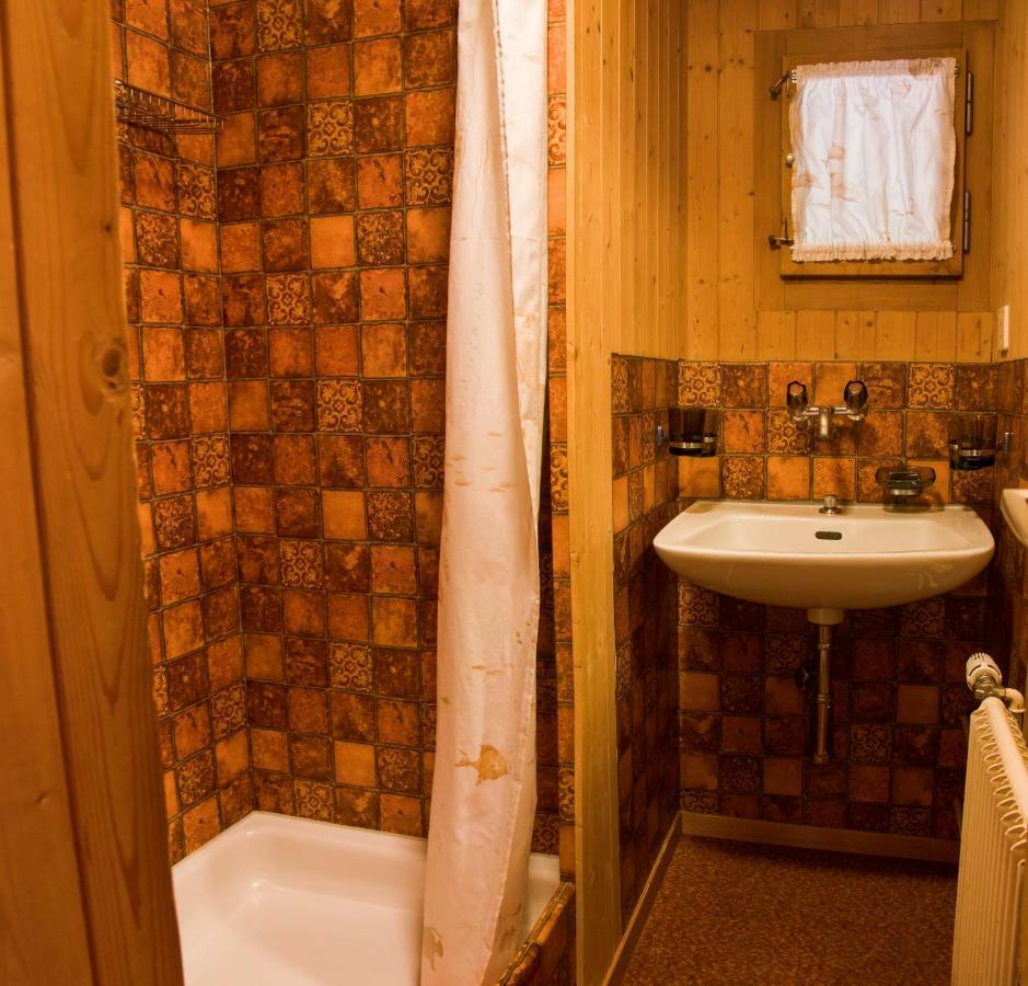 Chalet Suveran Apartment Arosa Bagian luar foto